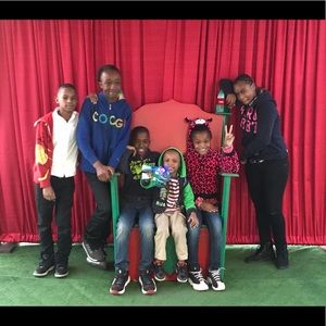 Meet your Posher, Angela